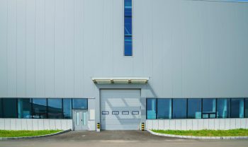 puerta-frontal-nave-industrial